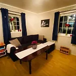 Apartment Hjemmekoselig I Underetasje Norem