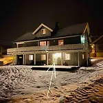 Hjemmekoselig I Underetasje Apartment *