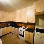Apartment Hjemmekoselig I Underetasje *