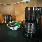 Hjemmekoselig I Underetasje * Norem