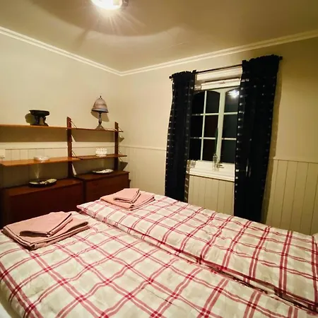 Hjemmekoselig I Underetasje * Norem