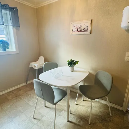 Hjemmekoselig I Underetasje Apartment Norem